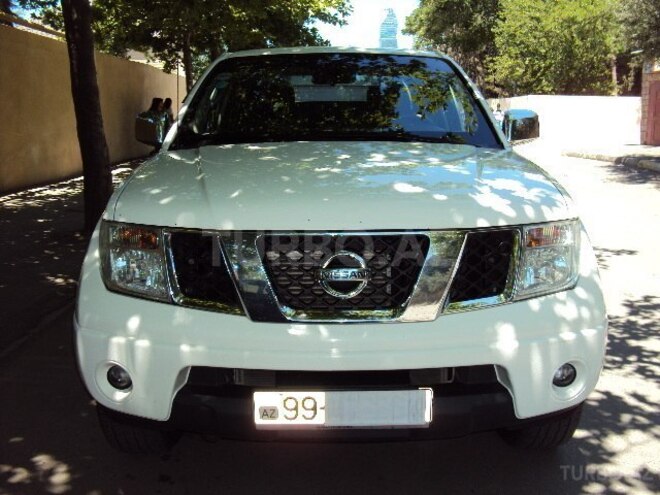 Nissan Navara 2014, 113,000 km - 2.5 l - Bakı