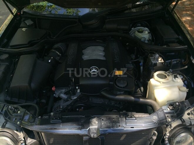 Mercedes E 320 2001, 165,000 km - 3.2 л - Sumqayıt