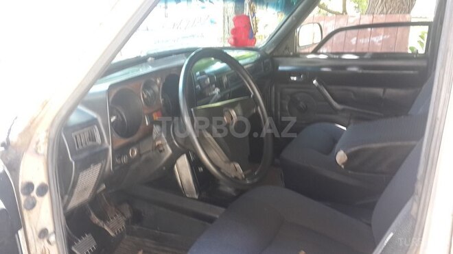 GAZ 24-10 1988, 300,000 km - 2.4 l - Masallı