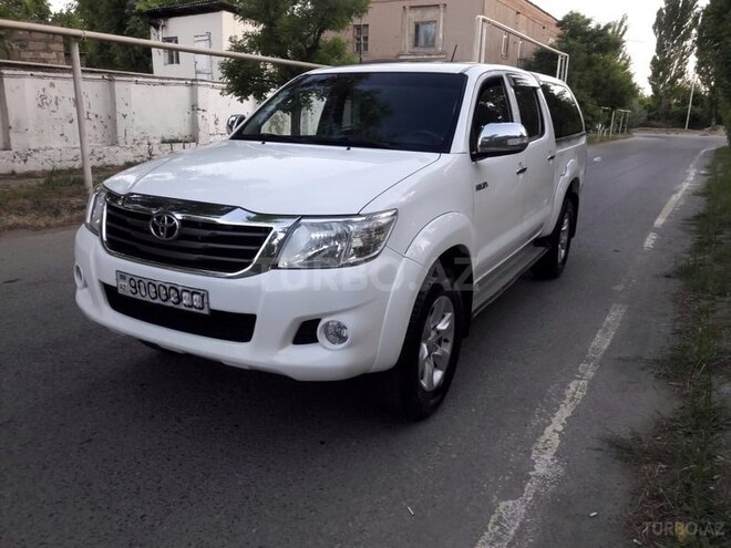 Toyota Hilux 2012, 185,000 km - 2.5 l - Bakı