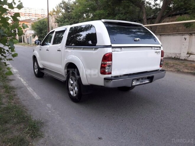 Toyota Hilux 2012, 185,000 km - 2.5 l - Bakı