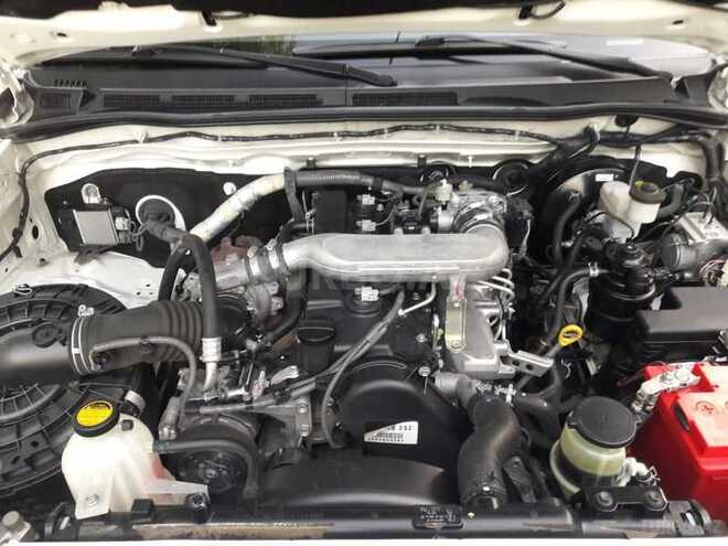 Toyota Hilux 2012, 185,000 km - 2.5 l - Bakı