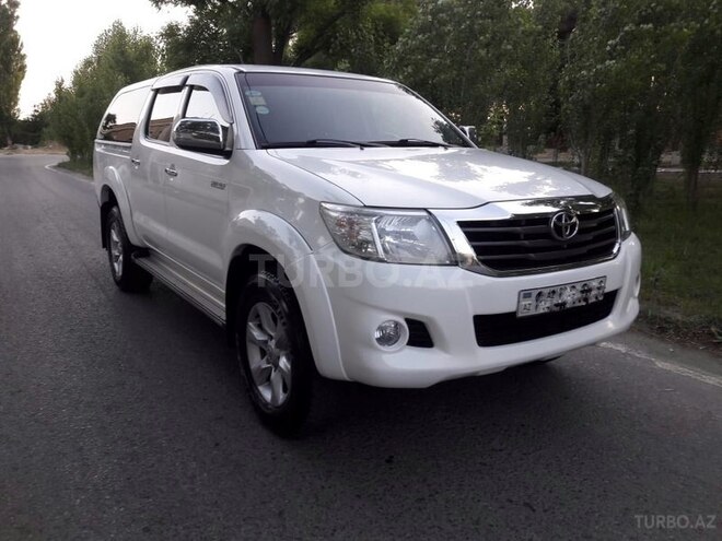 Toyota Hilux 2012, 185,000 km - 2.5 l - Bakı