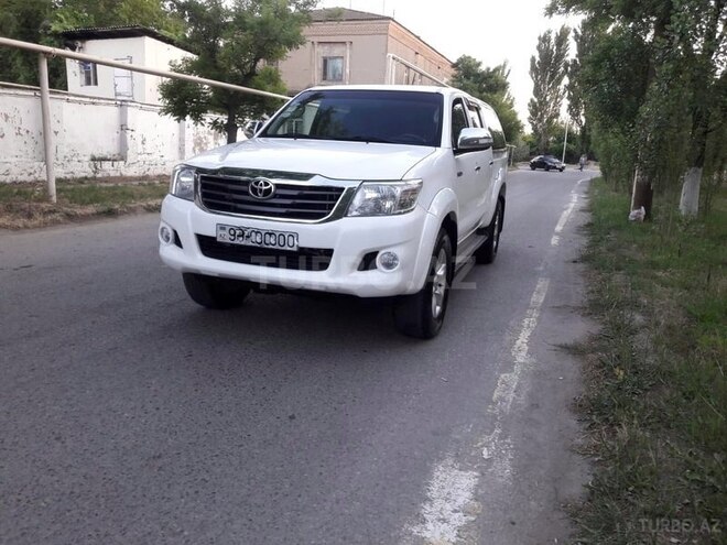 Toyota Hilux 2012, 185,000 km - 2.5 l - Bakı