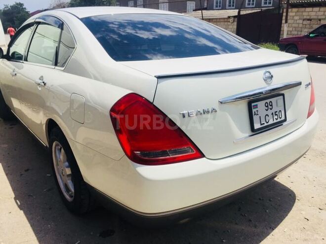 Nissan Teana 2003, 150,000 km - 2.3 l - Quba