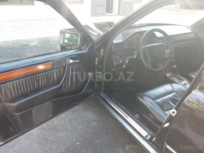 Mercedes E 320 1994, 295,000 km - 3.2 l - Sumqayıt
