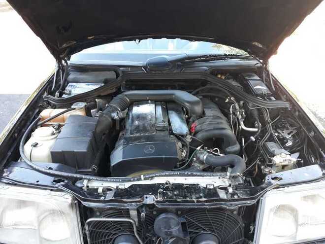 Mercedes E 320 1994, 295,000 km - 3.2 l - Sumqayıt