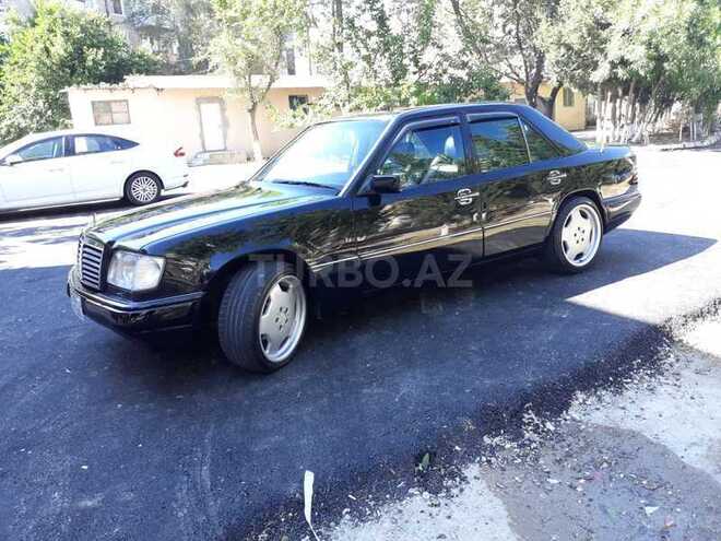 Mercedes E 320 1994, 295,000 km - 3.2 l - Sumqayıt