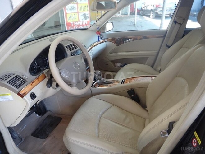 Mercedes E 350 2006, 222,000 km - 3.5 l - Bakı