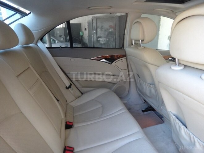 Mercedes E 350 2006, 222,000 km - 3.5 l - Bakı