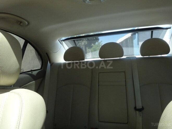Mercedes E 350 2006, 222,000 km - 3.5 l - Bakı