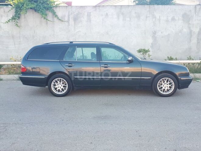 Mercedes E 200 1999, 210,000 km - 2.0 л - Bakı