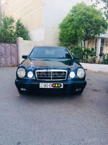 Mercedes E 200 1996, 385,000 km - 2.0 л - Sumqayıt
