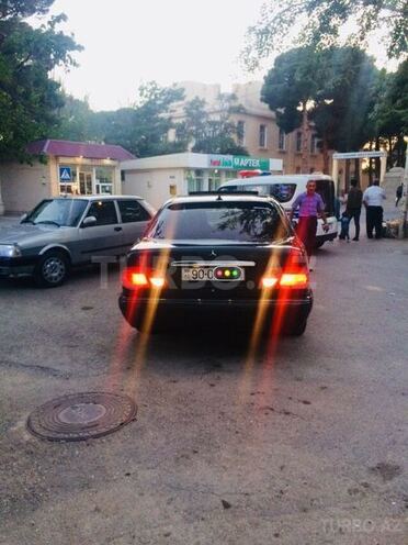 Mercedes E 200 1996, 385,000 km - 2.0 л - Sumqayıt