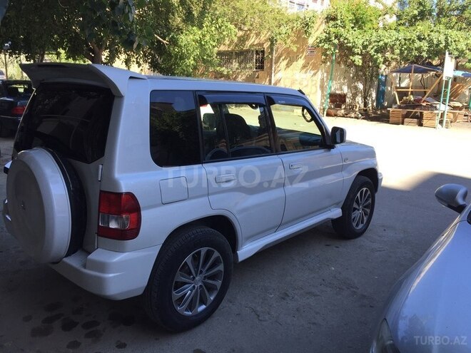 Mitsubishi Pajero io 1999, 270,009 km - 2.0 l - Bakı