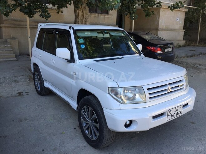 Mitsubishi Pajero io 1999, 270,009 km - 2.0 l - Bakı