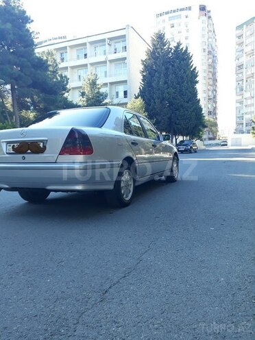 Mercedes C 220 1998, 412,325 km - 2.2 l - Bakı