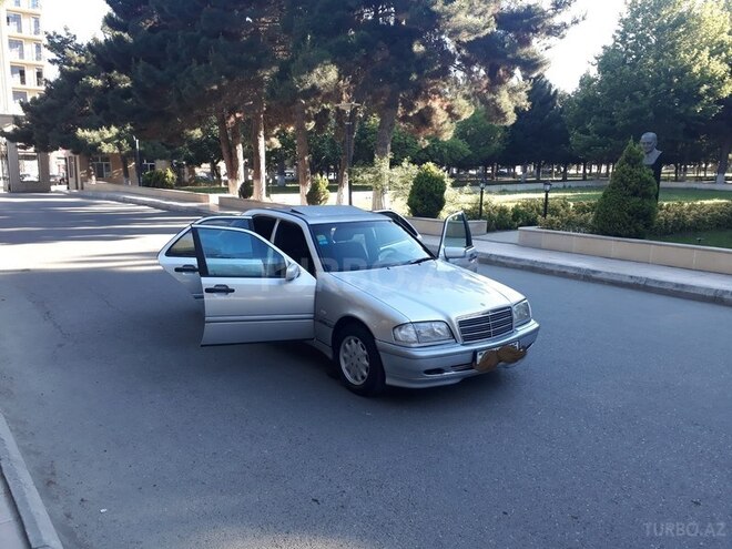 Mercedes C 220 1998, 412,325 km - 2.2 l - Bakı