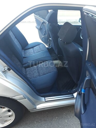 Mercedes C 220 1998, 412,325 km - 2.2 l - Bakı