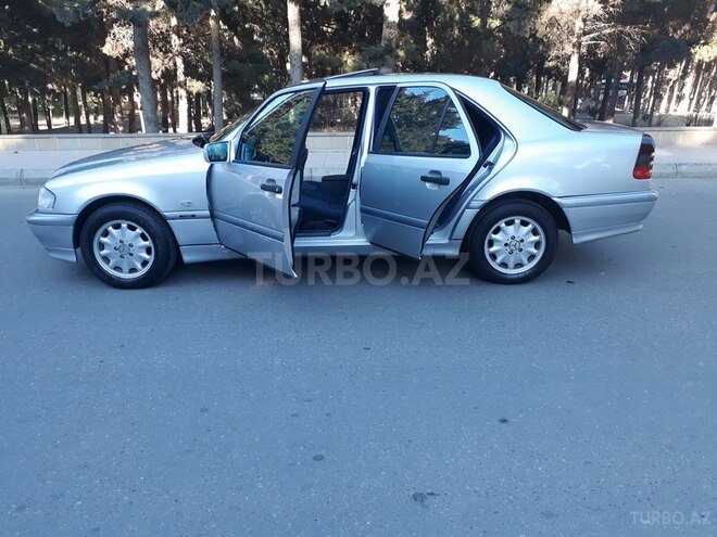 Mercedes C 220 1998, 412,325 km - 2.2 l - Bakı