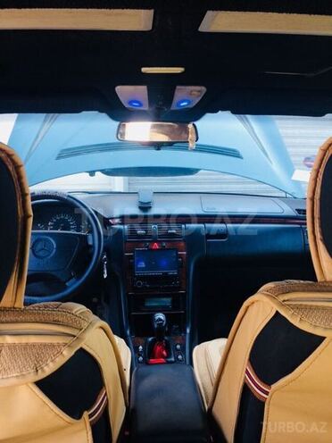 Mercedes E 200 1996, 385,500 km - 2.0 л - Sumqayıt