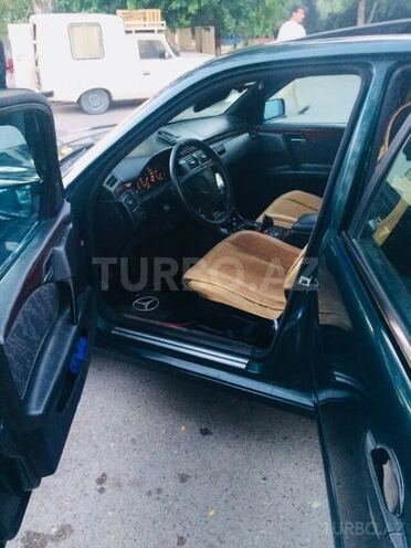 Mercedes E 200 1996, 385,500 km - 2.0 л - Sumqayıt
