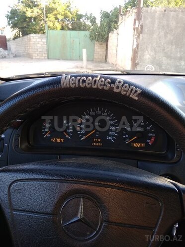Mercedes E 200 1996, 385,155 km - 2.0 л - Sumqayıt