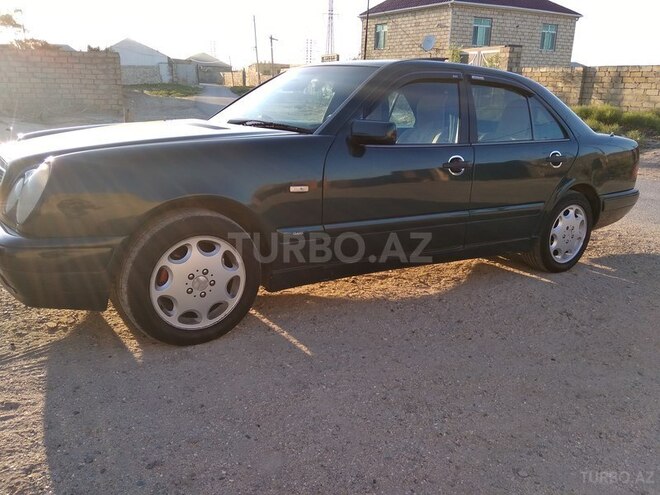 Mercedes E 200 1996, 385,155 km - 2.0 л - Sumqayıt