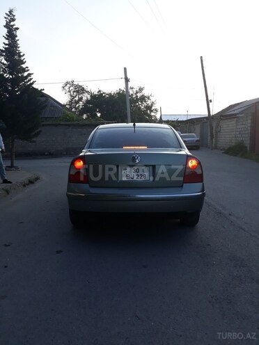 Volkswagen Passat 2001, 221,824 km - 1.8 l - Mingəçevir