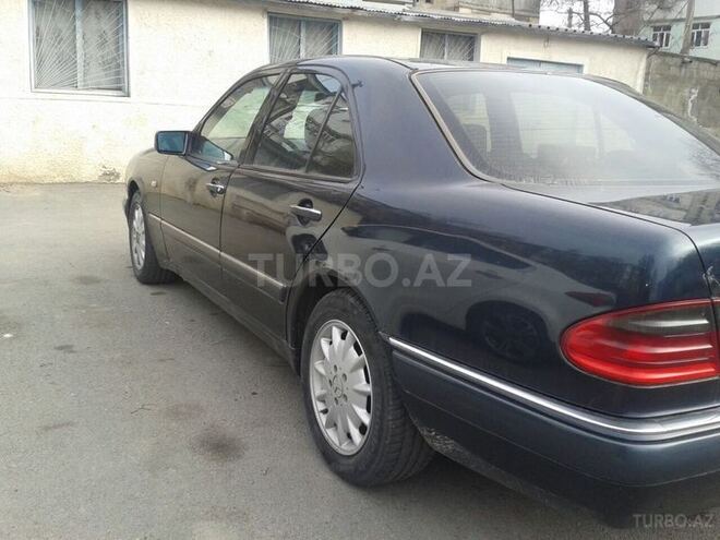 Mercedes E 230 1997, 200,000 km - 2.3 л - Sumqayıt