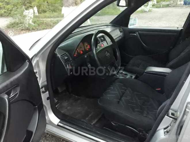 Mercedes C 280 1999, 280,000 km - 2.8 l - Sumqayıt