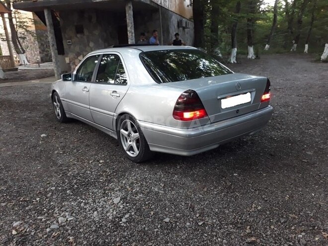 Mercedes C 280 1999, 280,000 km - 2.8 l - Sumqayıt