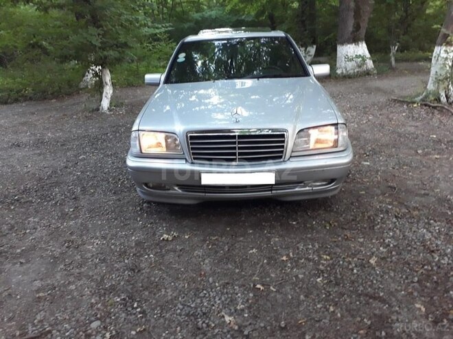 Mercedes C 280 1999, 280,000 km - 2.8 l - Sumqayıt
