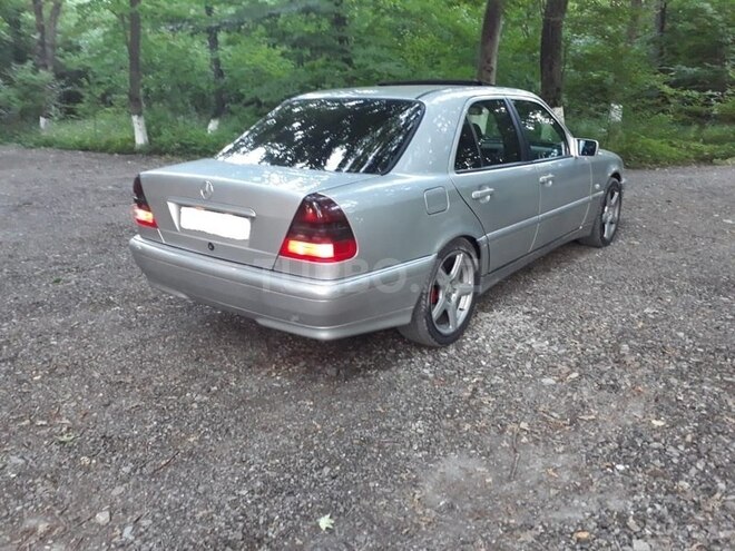 Mercedes C 280 1999, 280,000 km - 2.8 l - Sumqayıt