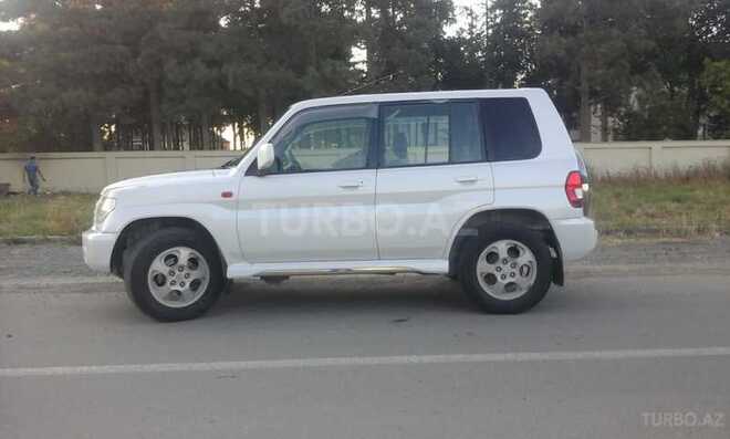 Mitsubishi Pajero io 2000, 300,000 km - 2.0 l - Bakı