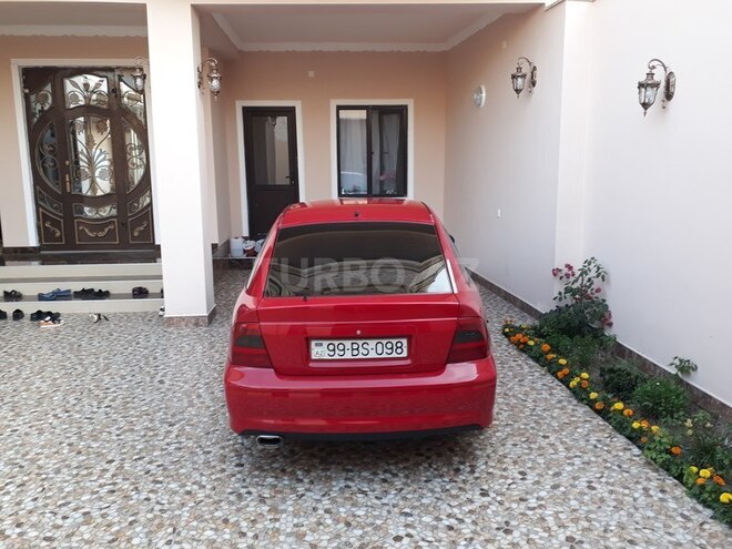 Opel Vectra 2000, 200,000 km - 1.8 l - Gəncə