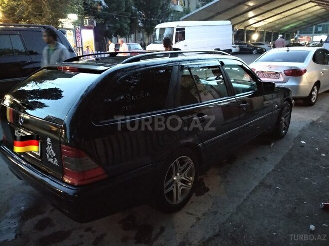Mercedes C 200 2000, 334,000 km - 2.0 л - Bakı