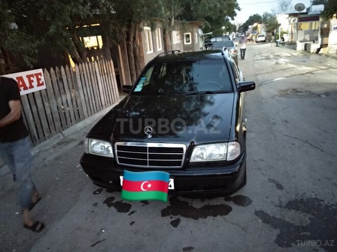 Mercedes C 200 2000, 334,000 km - 2.0 л - Bakı
