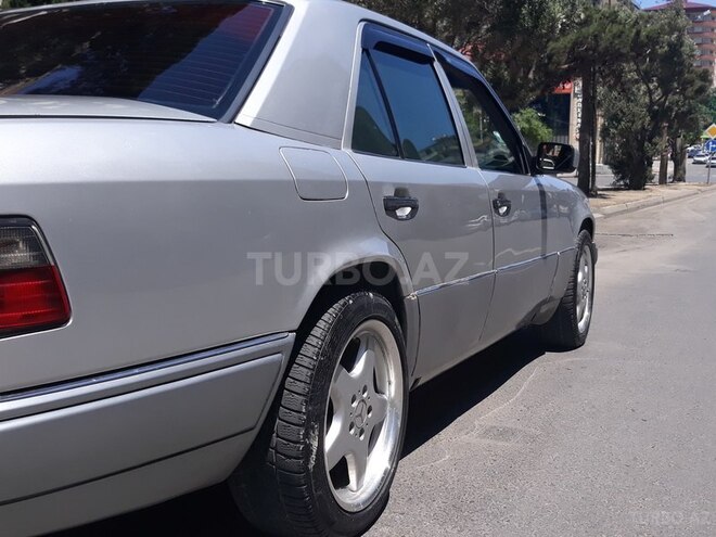 Mercedes E 280 1992, 470,000 km - 2.8 л - Bakı