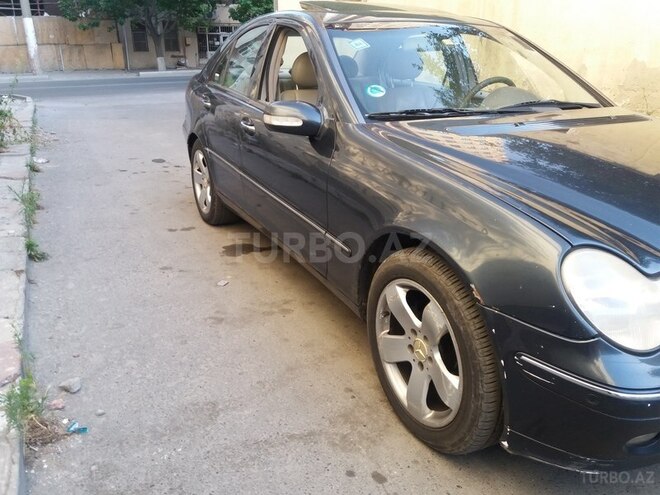 Mercedes C 200 2000, 245,000 km - 2.0 l - Bakı