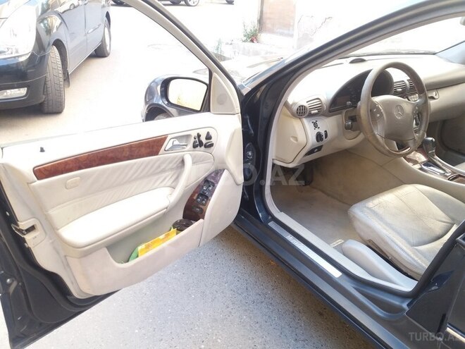 Mercedes C 200 2000, 245,000 km - 2.0 l - Bakı