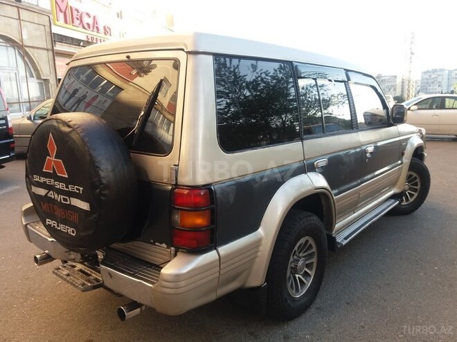 Mitsubishi Pajero 1992, 402,601 km - 2.5 l - Bakı