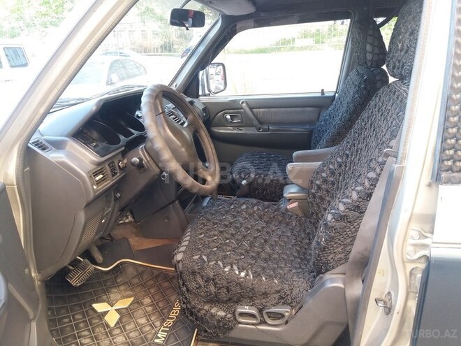 Mitsubishi Pajero 1992, 402,601 km - 2.5 l - Bakı