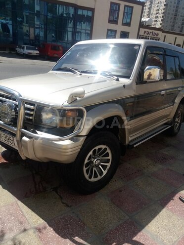 Mitsubishi Pajero 1992, 402,601 km - 2.5 l - Bakı