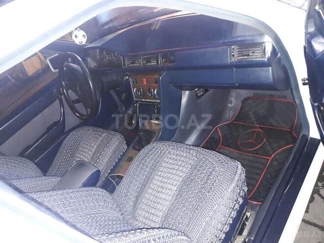Mercedes E 250 1989, 400,000 km - 0.3 л - Bakı