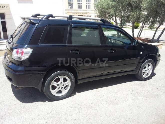 Mitsubishi Outlander 2003, 305,000 km - 2.4 l - Bakı