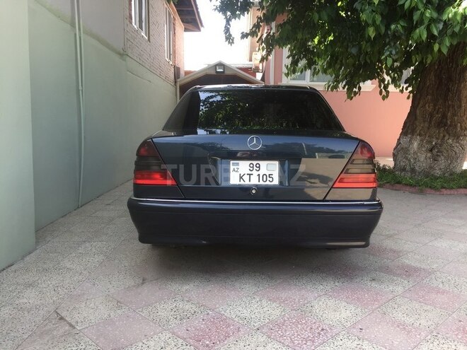 Mercedes C 230 1997, 278,000 km - 2.3 l - Bakı