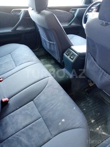 Mercedes E 220 2001, 337,000 km - 2.2 l - Bakı