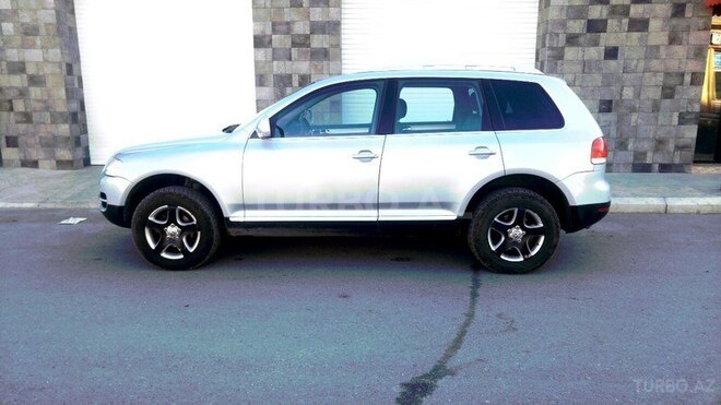 Volkswagen Touareg 2004, 198,000 km - 2.5 л - Bakı
