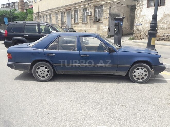 Mercedes E 230 1989, 307,000 km - 2.3 л - Bakı